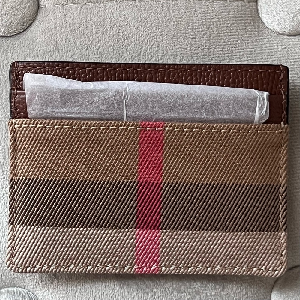 Burberry Check Card Case in Tan - Picture 2 of 9